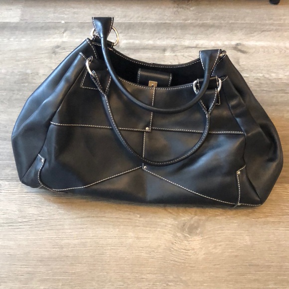 Donald J. Pliner Handbags - New, Donald J Pliner Black Purse